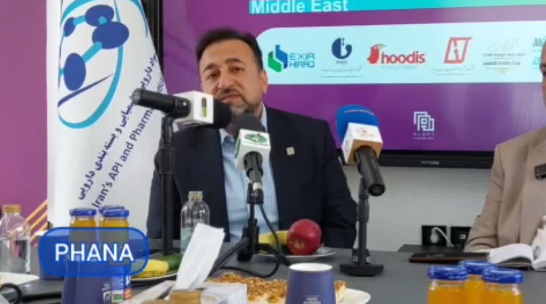 دعوت از قالیباف برای بازدید از نمایشگاه فارمکس